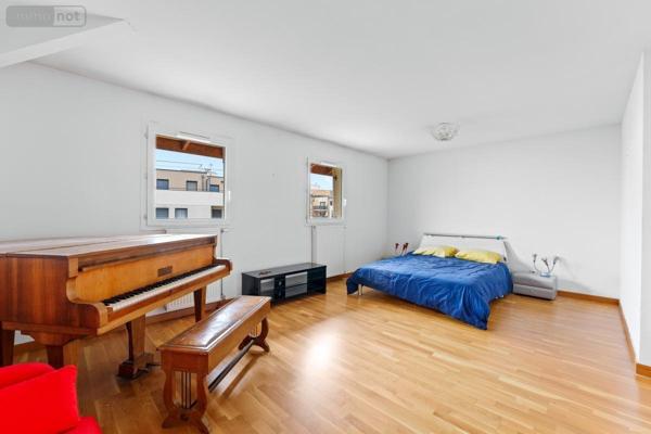 Appartement à vendre à Ferney-Voltaire dans l'Ain (01210), ref : 01047-753