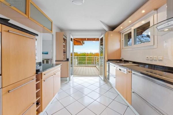 Appartement à vendre à Ferney-Voltaire dans l'Ain (01210), ref : 01047-753