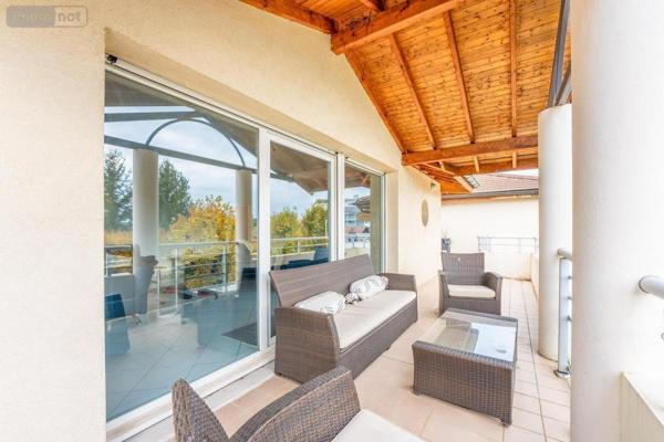Appartement à vendre à Ferney-Voltaire dans l'Ain (01210), ref : 01047-753