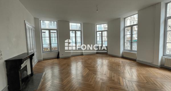 Location Appartement 5 pièces 108.72 m² - Saint-étienne 42000