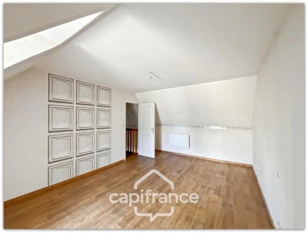 Maison en pierres de 121M² avec 920 m² de terrain, 3 chambres.