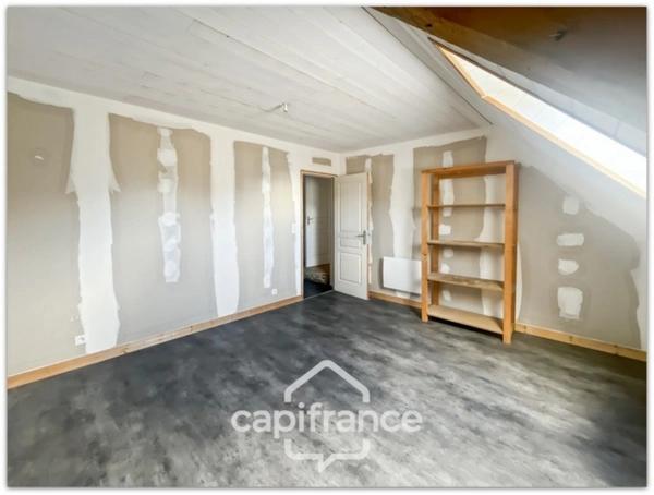 Maison en pierres de 121M² avec 920 m² de terrain, 3 chambres.