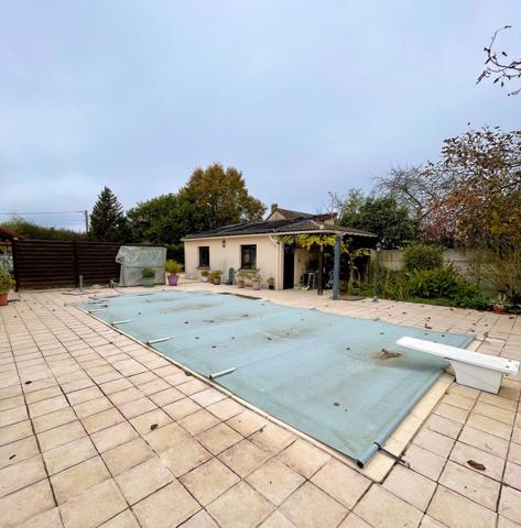 5 minutes de Bourges Maison de 4 chambres