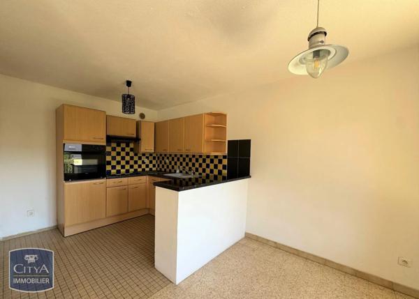 Appartement à louer 3 pièces 71.49m² Marseille 12e Arrondissement (13012)