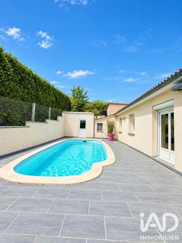 Maison à vendre 5 pièces 123 m² Châteaugay