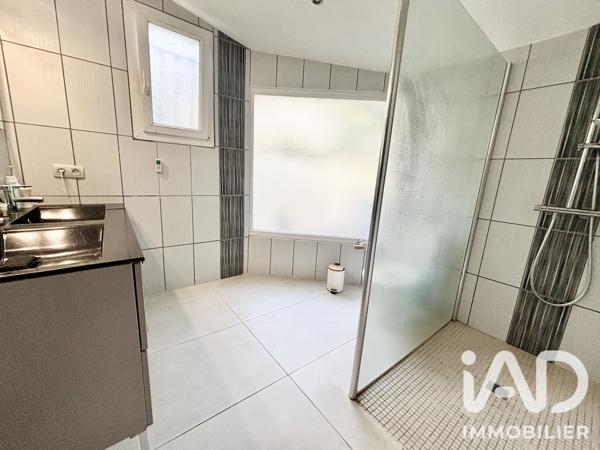 Maison à vendre 5 pièces 123 m² Châteaugay