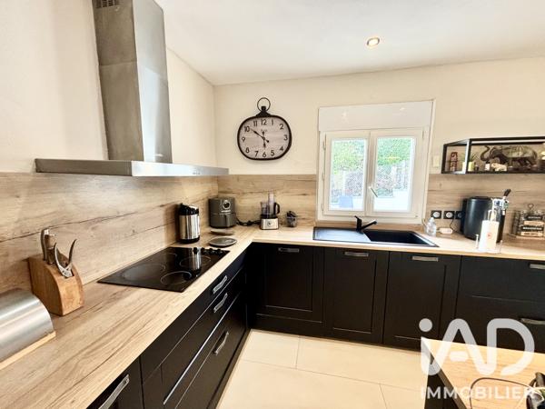Maison à vendre 5 pièces 123 m² Châteaugay