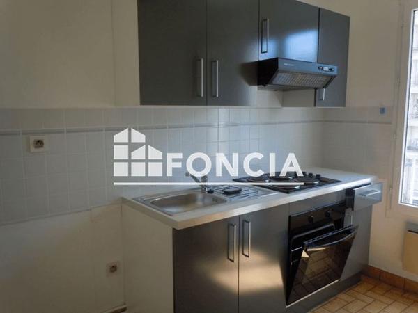 Location Appartement 2 pièces 51.6 m² - 45 RUE DU ONZE NOVEMBRE Saint Etienne 42100