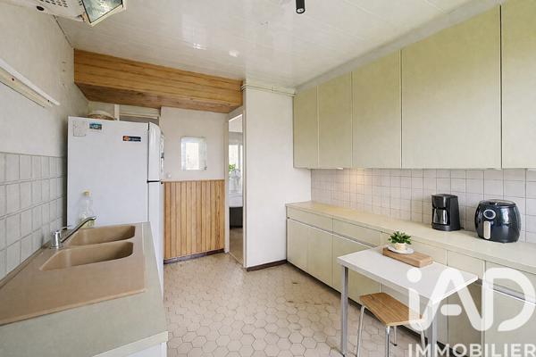Maison à vendre 7 pièces 125 m² Le Perray-en-Yvelines