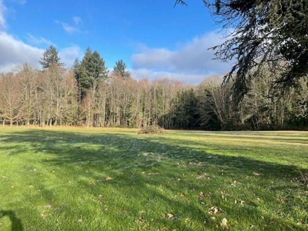 Trés belle maison en pierres et grange attenante