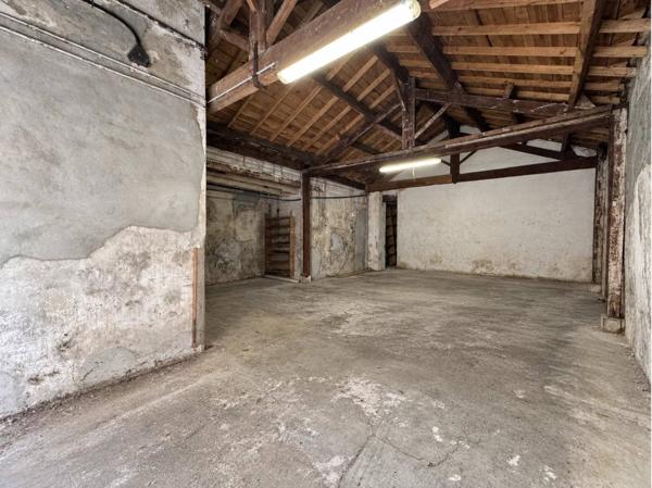 VENTE GRAND GARAGE 3 PLACE - CARMES
