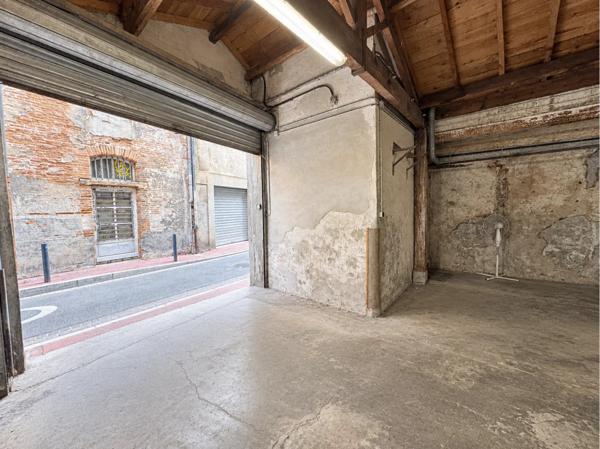 VENTE GRAND GARAGE 3 PLACE - CARMES