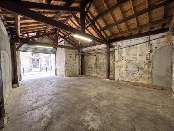 VENTE GRAND GARAGE 3 PLACE - CARMES