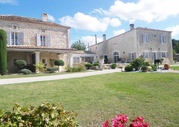 PROPRIETE D’EXCEPTION DE 455 M² SUR UN TERRAIN DE 3 628 M²