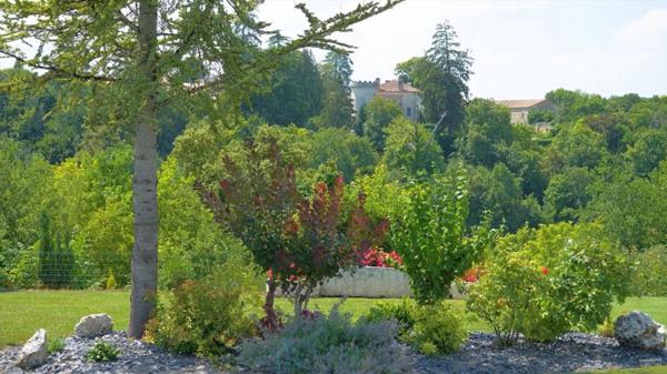 PROPRIETE D’EXCEPTION DE 455 M² SUR UN TERRAIN DE 3 628 M²