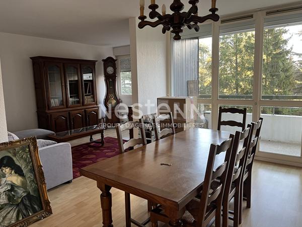 Villefranche Sur Saone T3 de 79 m2 - grand séjour - balcon - exposé Est/ouest - proche centre-ville