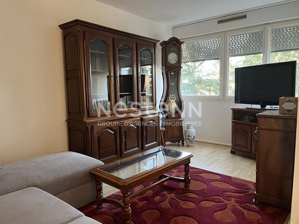 Villefranche Sur Saone T3 de 79 m2 - grand séjour - balcon - exposé Est/ouest - proche centre-ville