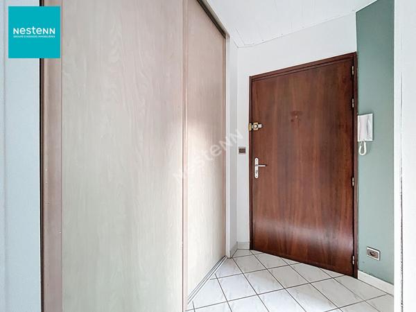 ANNECY (secteur Cran Gevrier) _ Spacieux appartement 2 pièces de 53,20 m², avec balcons et cave, à vendre