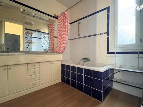 Nantes SNCF Jardin des Plantes, T2 de charme sans vis-à-vis, 51 m²