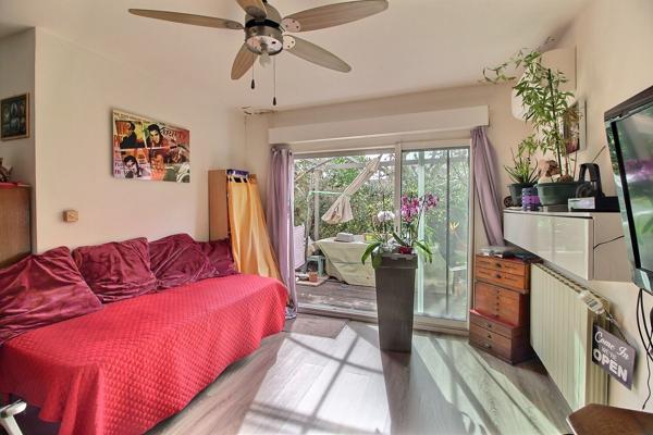 Comme une petite maison : T2/3 avec jardin et annexe, Marseille Grotte Rolland 13008