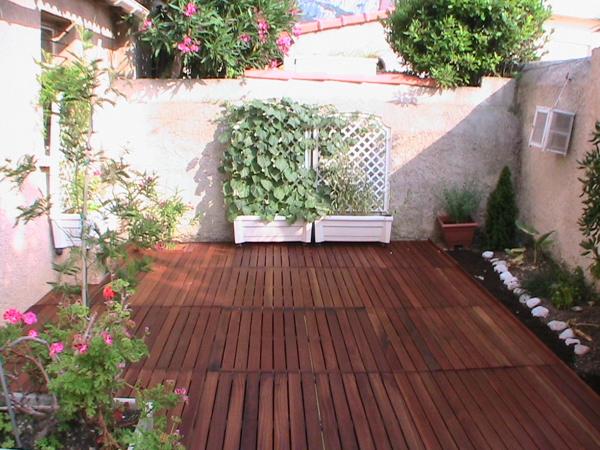 Comme une petite maison : T2/3 avec jardin et annexe, Marseille Grotte Rolland 13008