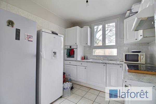 Achat appartement près de SAINTE GENEVIEVE DES BOIS - 4 pièce(s) - 66 m² - 134 000 €