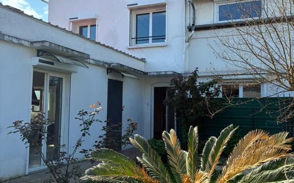 Maison à vendre    5 pièces • 117 m2 Bizanos