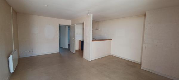 VILLENEUVE LES SALINES – LA ROCHELLE – APPARTEMENT LOGT 4 – T2 – 1er ETAGE