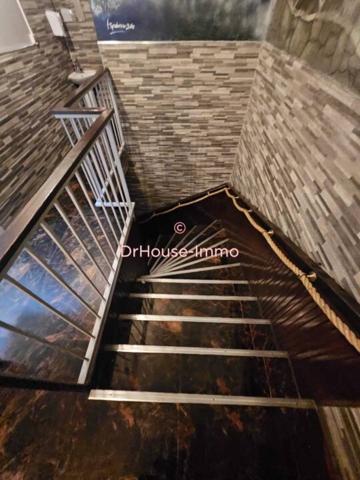Commerce à vendre de 110 m²