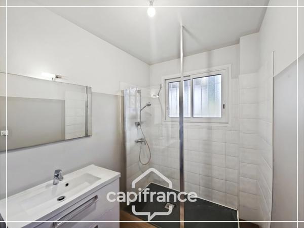 Ensemble immobilier à Castelculier, deux maisons, jardin et garage