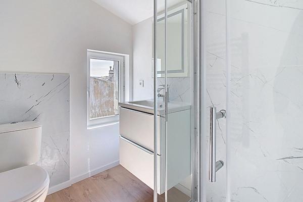 À VENDRE EN EXCLUSIVITÉ DRAGUIGNAN Duplex T3 rénové de 57 m² - Coeur de Ville