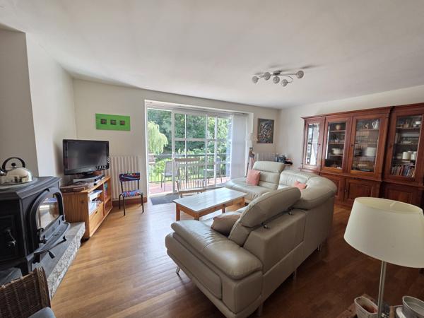 A VENDRE MAISON LUMINEUSE ET SPACIEUSE 3 CHAMBRES ROHAN 56 BRETAGNE