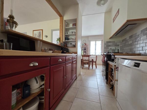 A VENDRE MAISON LUMINEUSE ET SPACIEUSE 3 CHAMBRES ROHAN 56 BRETAGNE