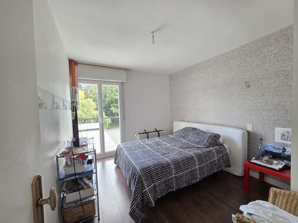 A VENDRE MAISON LUMINEUSE ET SPACIEUSE 3 CHAMBRES ROHAN 56 BRETAGNE