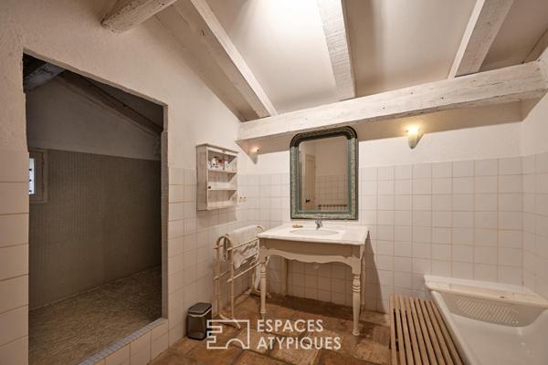 Maison familiale authentique avec piscine en Petite Camargue