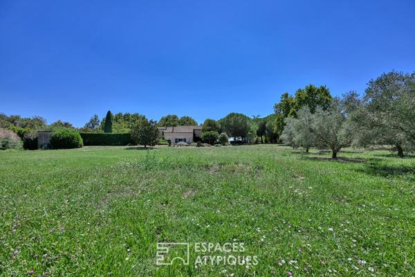 Maison familiale authentique avec piscine en Petite Camargue