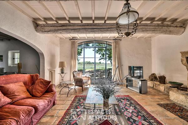 Maison familiale authentique avec piscine en Petite Camargue