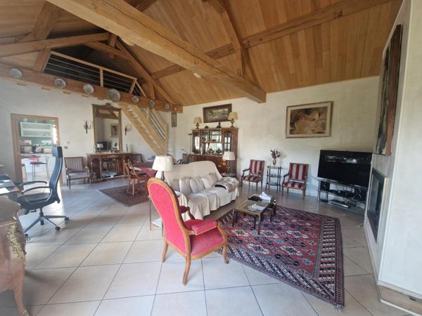 Plain-pied lumineux avec jardin à Bracieux