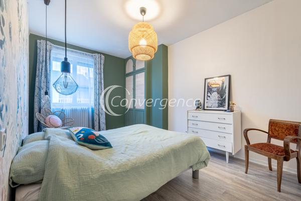 Maison
                                                                                                                                                                                                                                                                                                                        4 pièce(s)                                                                                                                                                                                                          3 chambre(s)                                                                                                                                                                                                          100  m²