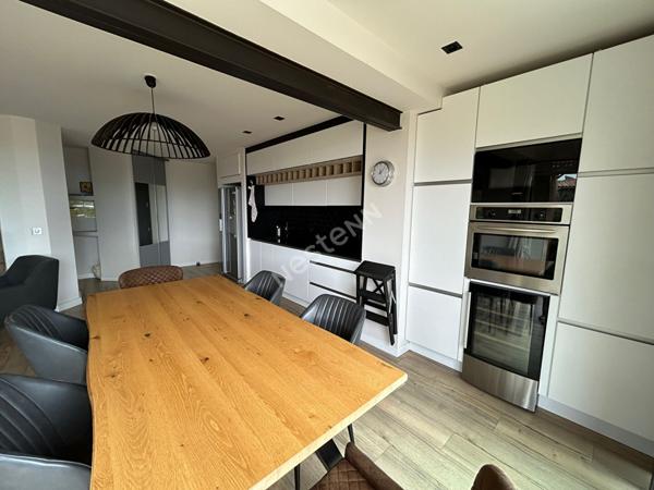 Appartement T3 . 93.5 m² . La Ciotat . Vue Mer . Quartier Calanques . Aucun travaux; FRAIS DE NOTAIRE REDUITS