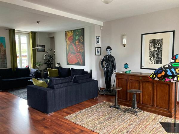 Maison à vendre    6 pièces • 190 m2 Limoges