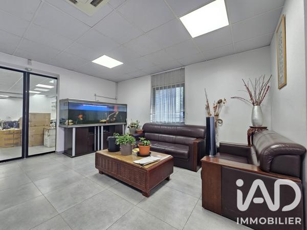 Murs commerciaux  à vendre 1 749 m² La Courneuve