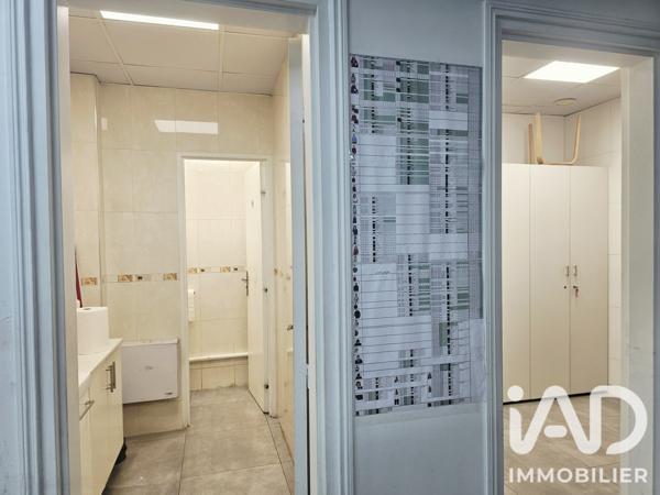 Murs commerciaux  à vendre 1 749 m² La Courneuve