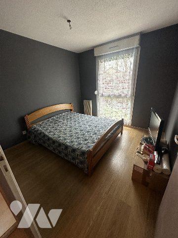 APPARTEMENT REZ DE JARDIN avec GARAGE