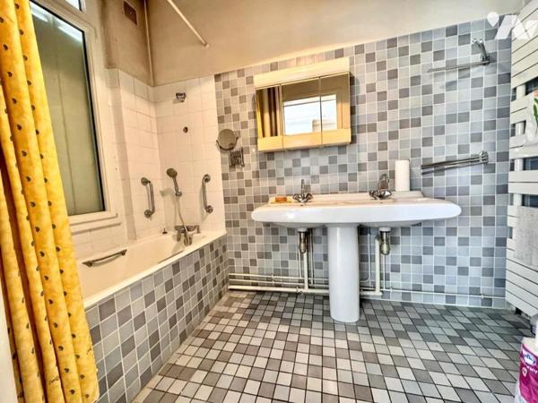 92100-BOULOGNE- RUE GAMBETTA - STUDIO-A RENOVER