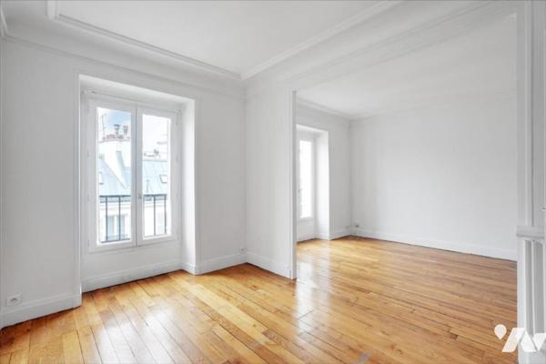 Notaire - Appartement Place Saint-Ferdinand - Exclusivité