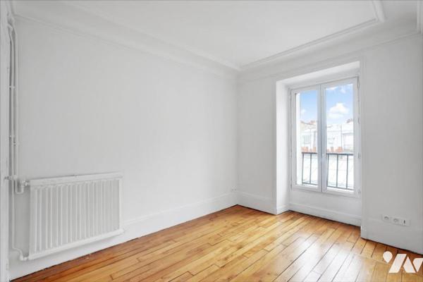 Notaire - Appartement Place Saint-Ferdinand - Exclusivité