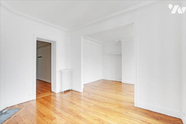 Notaire - Appartement Place Saint-Ferdinand - Exclusivité