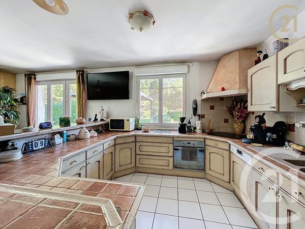 Maison à vendre  8 pièces - 240 m2 ST FARGEAU PONTHIERRY - 77