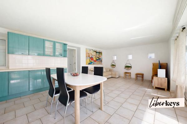 262 m² | Maison d’Architecte | Piscine 12 m | 4 Chambres | Garage